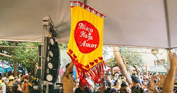 Carnaval de rua em São Paulo com Bloco Haja Amor