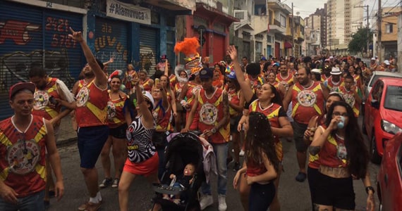 Bloco Levanta Quem Caí pula o Carnaval de Rua na Vila Matilde Eventos BaresSP 570x300 imagem