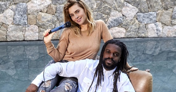 Carolina Dieckmann e Feyjão trazem o show Karolkê ao Teatro das Artes em Outubro Carolina Dieckmann e Feyjão trazem o show Karolkê ao Teatro das Artes em Outubro
