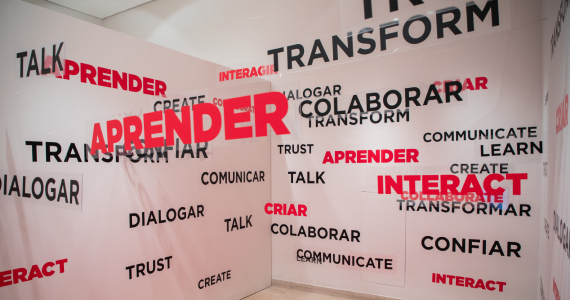 Exposição 90 Anos Cultura Inglesa no Centro Brasileiro Britânico