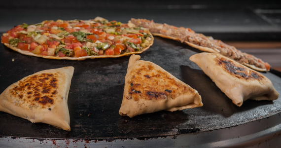 Central Beirut - Campos Elíseos trás Sabores Autênticos do Líbano