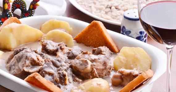 Jantar Harmonizado aos 50 anos do Esporão no Rancho Português