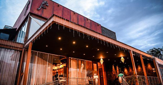 Festa de Revéillon no Coco Bambu Anália Franco