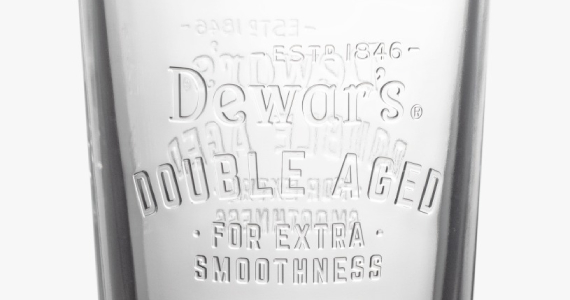 Menu exclusivo e brinde em dobro do Whisky Escocês premium Dewar's no Bar Sweet Secrets Menu exclusivo e brinde em dobro do Whisky Escocês premium Dewar's no Bar Sweet Secrets