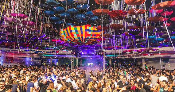 Farofada comemora 6 anos no Hotel Unique em São Paulo