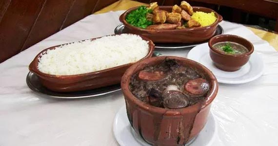 Feijoada Beneficente no Restaurante Feijão de Corda