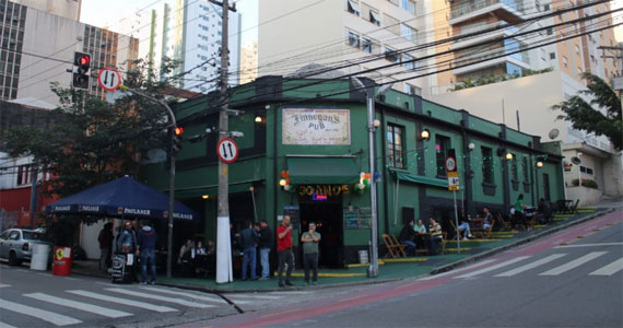 Finnegan's Pub comemora o Dia do Rock em grande estilo