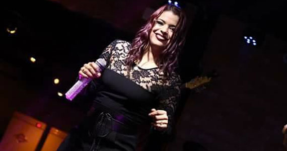 O melhor do sertanejo com as cantoras Flávia Ventura e Luana Marques no palco do Vila 567 Eventos BaresSP 570x300 imagem