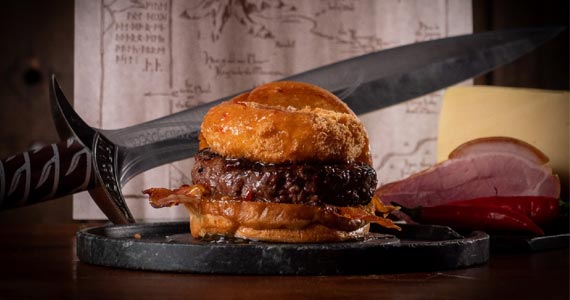 Tradi Hamburgueria lança cardápio em homenagem ao livro O Hobbit