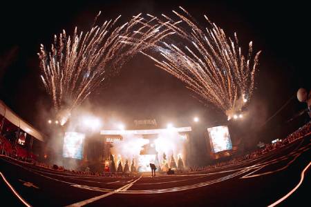 Rodeio de Jaguariúna com a banda a banda Lynyrd Skynyrd