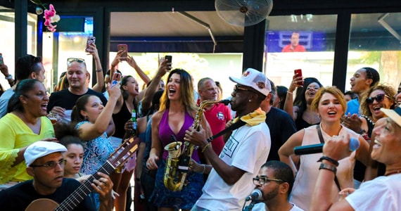 Boteco Todos os Santos oferece o melhor da música ao vivo Boteco Todos os Santos oferece o melhor da música ao vivo
