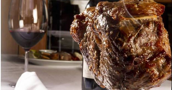 Jardineira Grill promove festa de Réveillon com menu especial e música ambiente