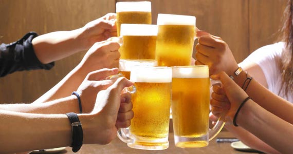 JuceBar oferece música ao vivo e muitas promoções especiais em Dezembro