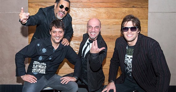 Banda Junkie Box volta a estremecer o Bourbon Street com show contagiante