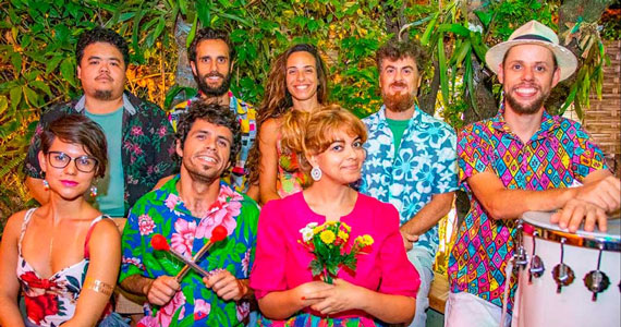 Bloco Kebramar agita o Carnaval no Estaleiro Bar em Ilhabela Bloco Kebramar agita o Carnaval no Estaleiro Bar em Ilhabela