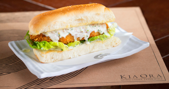 Kia Ora Bar apresenta sanduíche inspirado no McFish