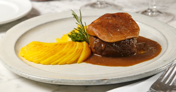 Chef Aldo Teixeira do La Forchetta prepara menu especial para o Dia dos Pais
