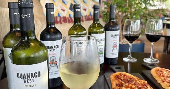 Rodízio de Vinhos 'ilimitado' no Villa das Lhamas em Santo André