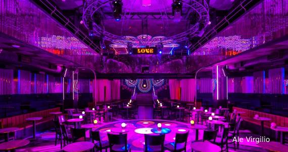 Dia do sexo no Love Cabaret