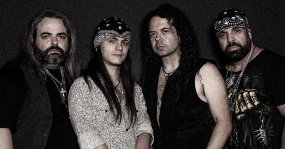 Show da banda Mr. Legacy agita noite com rock'n roll no Café Piu Piu