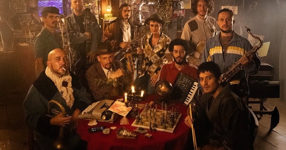 Nomade Orquestra no Blue Note SP