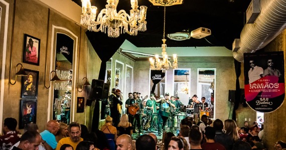Bar Brahma Centro divulga agenda de outubro com samba, MPB e tributos