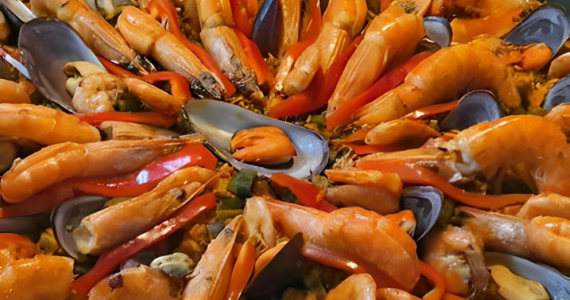 Cervejaria Maralto serve paella no terraço