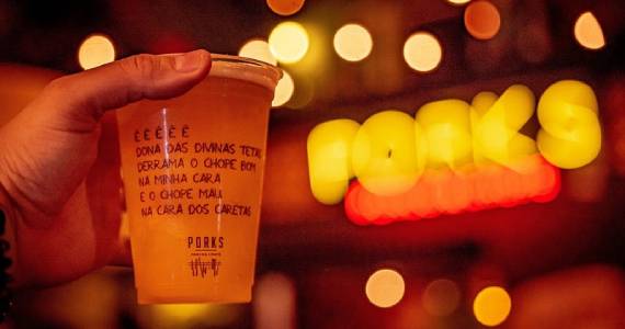 Porks promove Oktoberfest com mais de 100 mil litros de chope em todo o país Porks promove Oktoberfest com mais de 100 mil litros de chope em todo o país