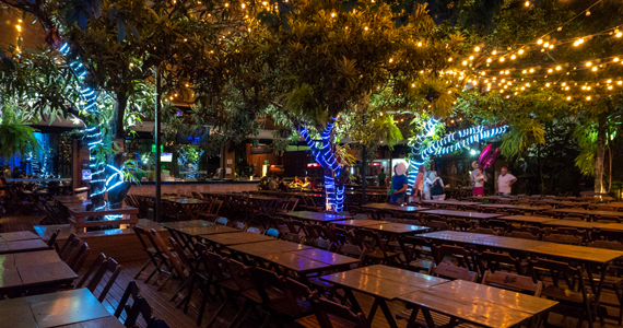 Quarta de Samba no Quintal do Espeto Tatuapé