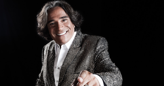 Show de Reinaldo Kherlakian agita noite no Paris 6 Burlesque Show de Reinaldo Kherlakian agita noite no Paris 6 Burlesque