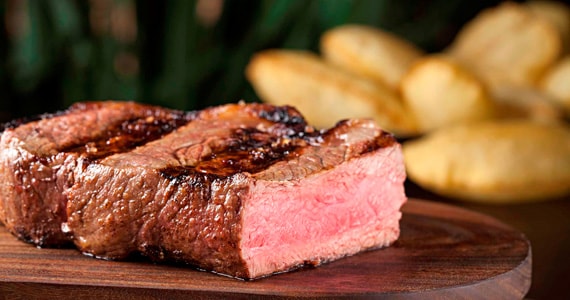 Rubaiyat Faria Lima cria menu especial para Jantar a Dois