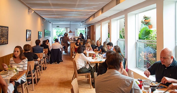 O restaurante Satú prepara sugestões especiais para celebrar o Dia dos Pais Eventos BaresSP 570x300 imagem