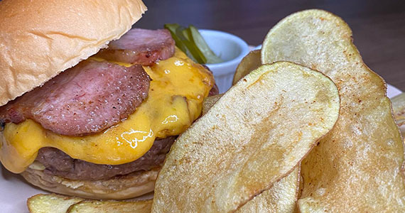 Dia do Amigo no Sisttina  talian Sandwich Shop