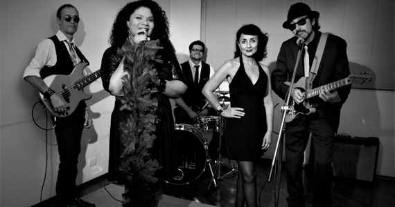 Show da banda Soul Fine no Paris 6 Burlesque Music Hall 
