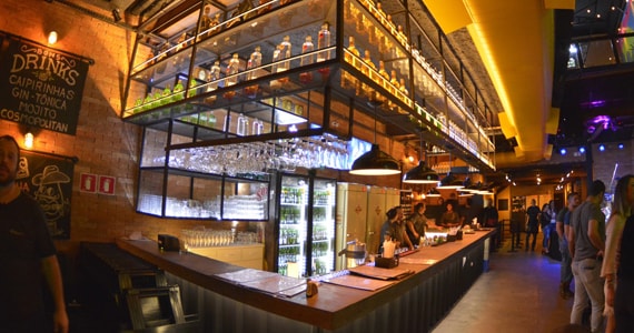 Vila 567 promove Dia dos Pais diferenciado com festa e drinks em dobro