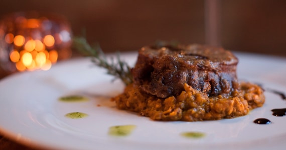 Vinarium Antica Trattoria brinda os pais com menu especial e cortesia