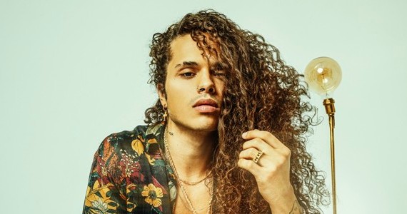 Vitão faz show no Cine Joia 