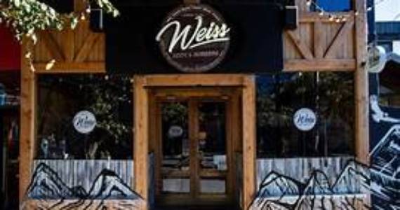 Dia do Hambúrguer com Jim Beam no Weiss Bar