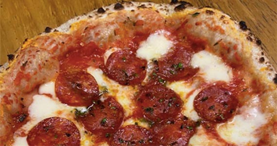 A Pizza da Mooca oferece combo especial para o Dia da Pizza