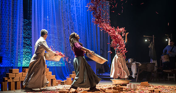 Cia do Tijolo realiza mostra de repertório no Teatro de Contêiner Mungunzá