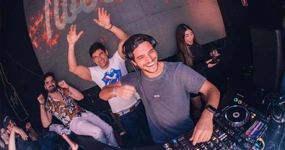 High Line Bar traz os maiores nomes do cenário da música eletrônica para o próximo domingo High Line Bar traz os maiores nomes do cenário da música eletrônica para o próximo domingo