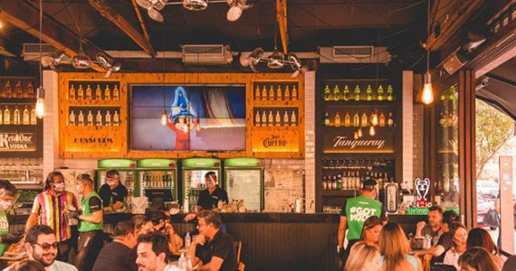 Confraternizações de fim de ano no Pasquim Bar e Prosa