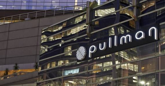 Pullman São Paulo Vila Olímpia lança o Pullman Dinner Show, experiência que une gastronomia e música