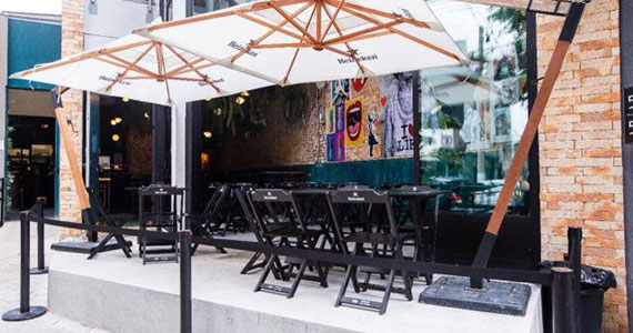 Vero! Coquetelaria e Cozinha para confraternização de final de ano Vero! Coquetelaria e Cozinha para confraternização de final de ano