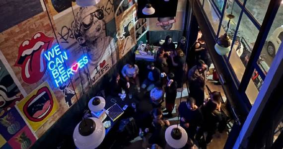 Vero! Coquetelaria e Cozinha comemora 3 anos com festa open bar e open food Eventos BaresSP 570x300 imagem