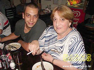 Quarta com double chopp no Costelão do Boni - Ação Blowtex Quarta com double chopp no Costelão do Boni - Ação Blowtex