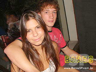 Som ambiente e cerveja bem gelada no Seu Justino Som ambiente e cerveja bem gelada no Seu Justino