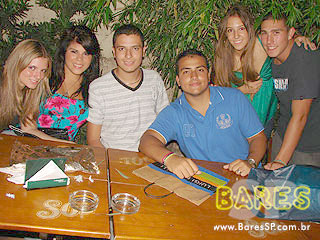 Som ambiente e cerveja bem gelada no Seu Justino Som ambiente e cerveja bem gelada no Seu Justino