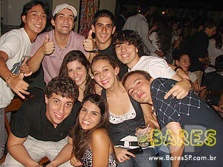 Som ambiente e cerveja bem gelada no Seu Justino Som ambiente e cerveja bem gelada no Seu Justino