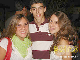 Som ambiente e cerveja bem gelada no Seu Justino Som ambiente e cerveja bem gelada no Seu Justino